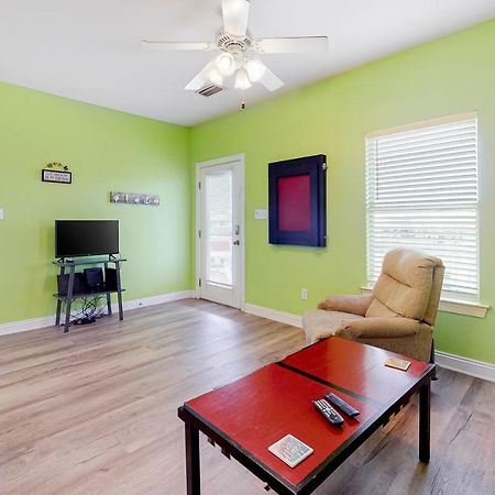 Plum Cute By Meyer Vacation Rentals กัลฟ์ชอร์ส ภายนอก รูปภาพ